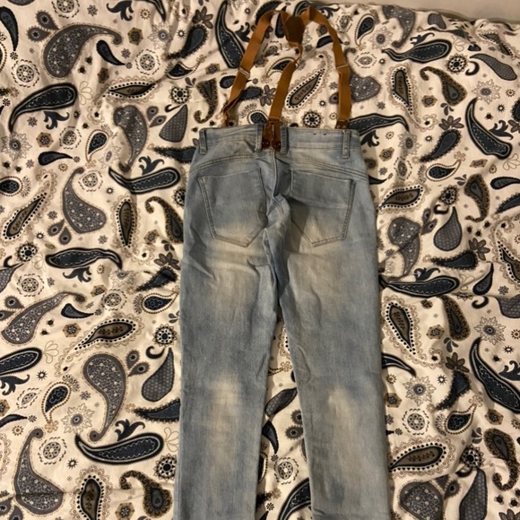 Jeans with Shoulder Straps - Picture 2 of 2